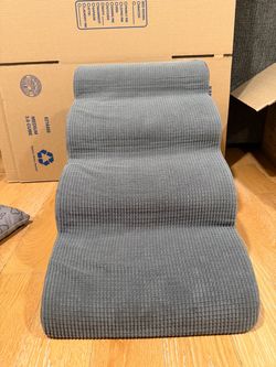 Dog stairs