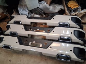 Bumper chevy 1500 ano 019 al 025