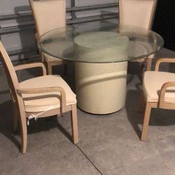 Dinning Table 4 Chairs 