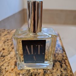 ALT Cologne "A" and Caribbean Water No. 52