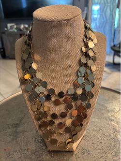 Women’s necklace