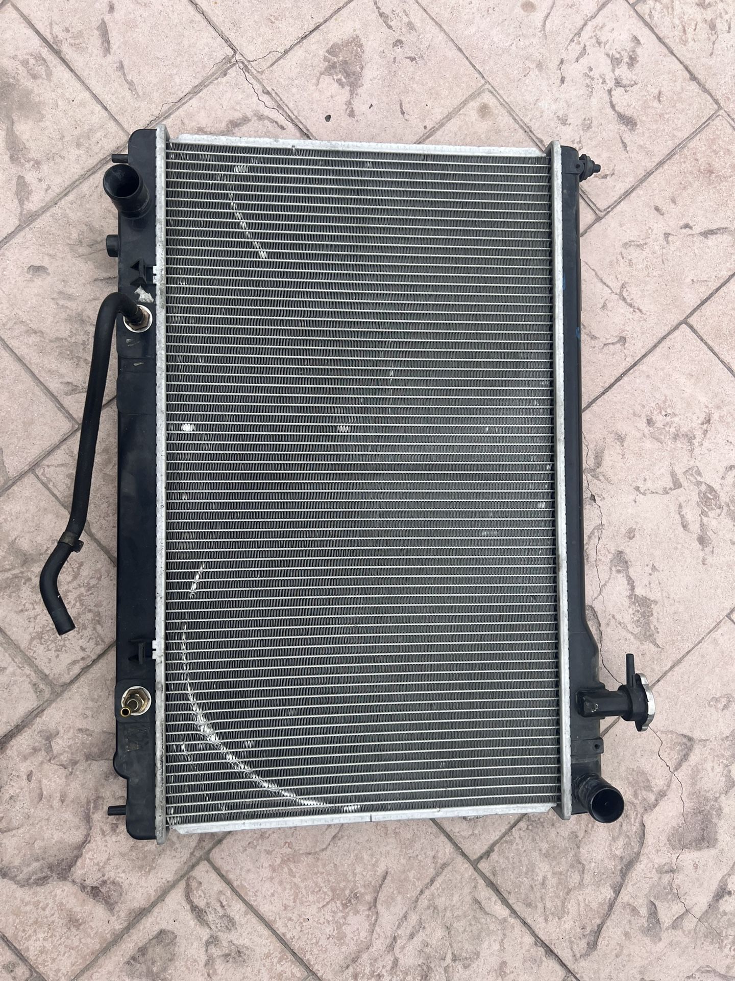 Infiniti G35 Radiator