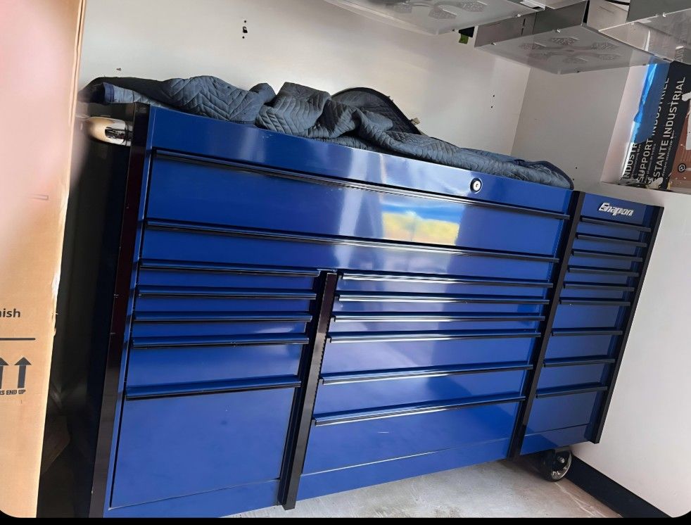 Brand New 72" Blue Snap On Tool Box Triple Bank Master Series Roll Cab 22 Drawer & 24" Master Series Four Drawer Locker