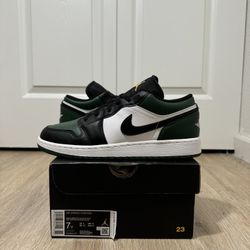 Nike Air Jordan 1 Low Retro Green Toe GS Size 7 Y !!! READ DESCRIPTION❤️