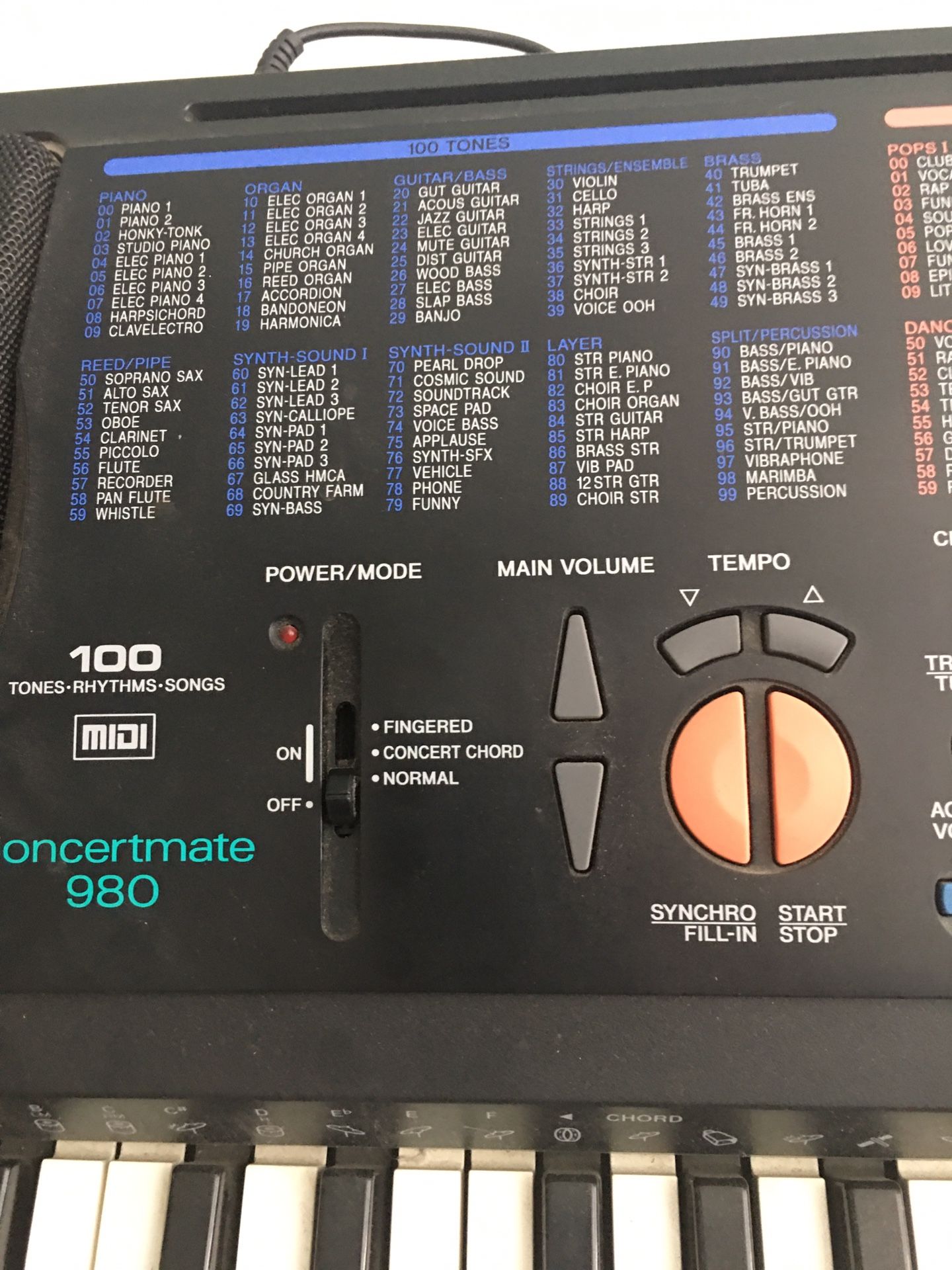 Keyboard Synthesizer Optimus Concertmate 980 Electronic 100 Tone for