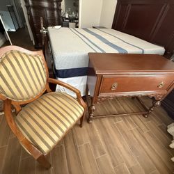 Single Drawer Dresser & Chair