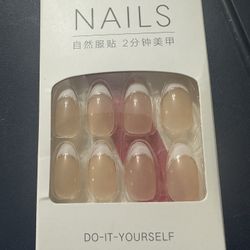 Press On Nail 24 Set