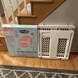 Evenflo 4-in-1 pressure plus swing Gate
