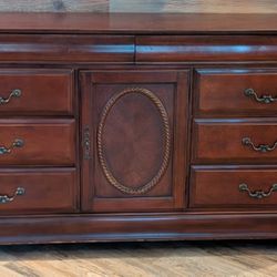 Dresser (Includes Mirror) And Two Night Stands 