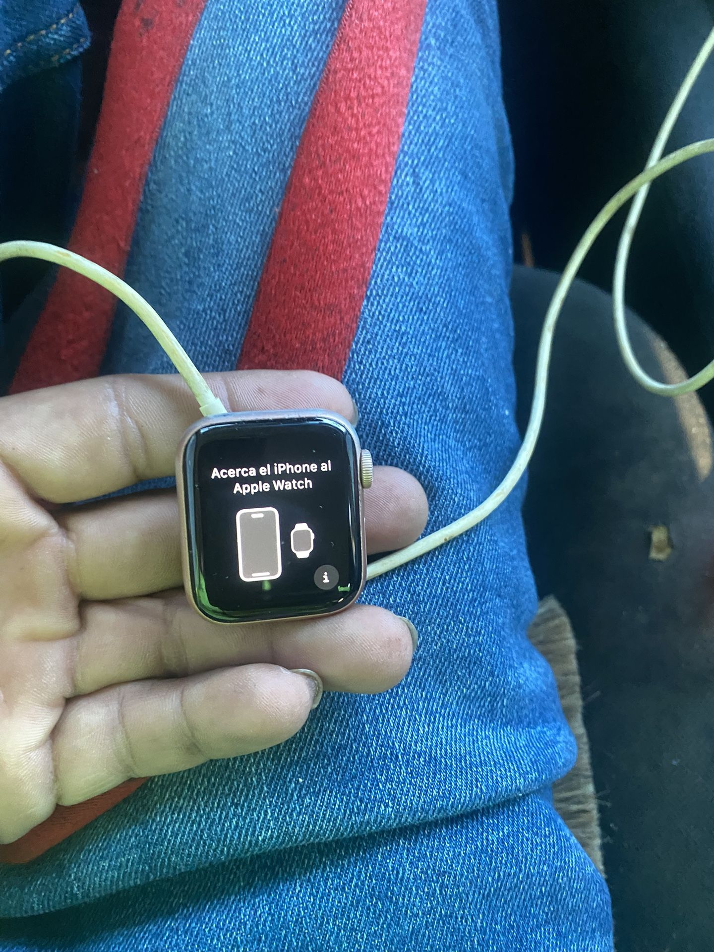 Apple Watch series 4 pink