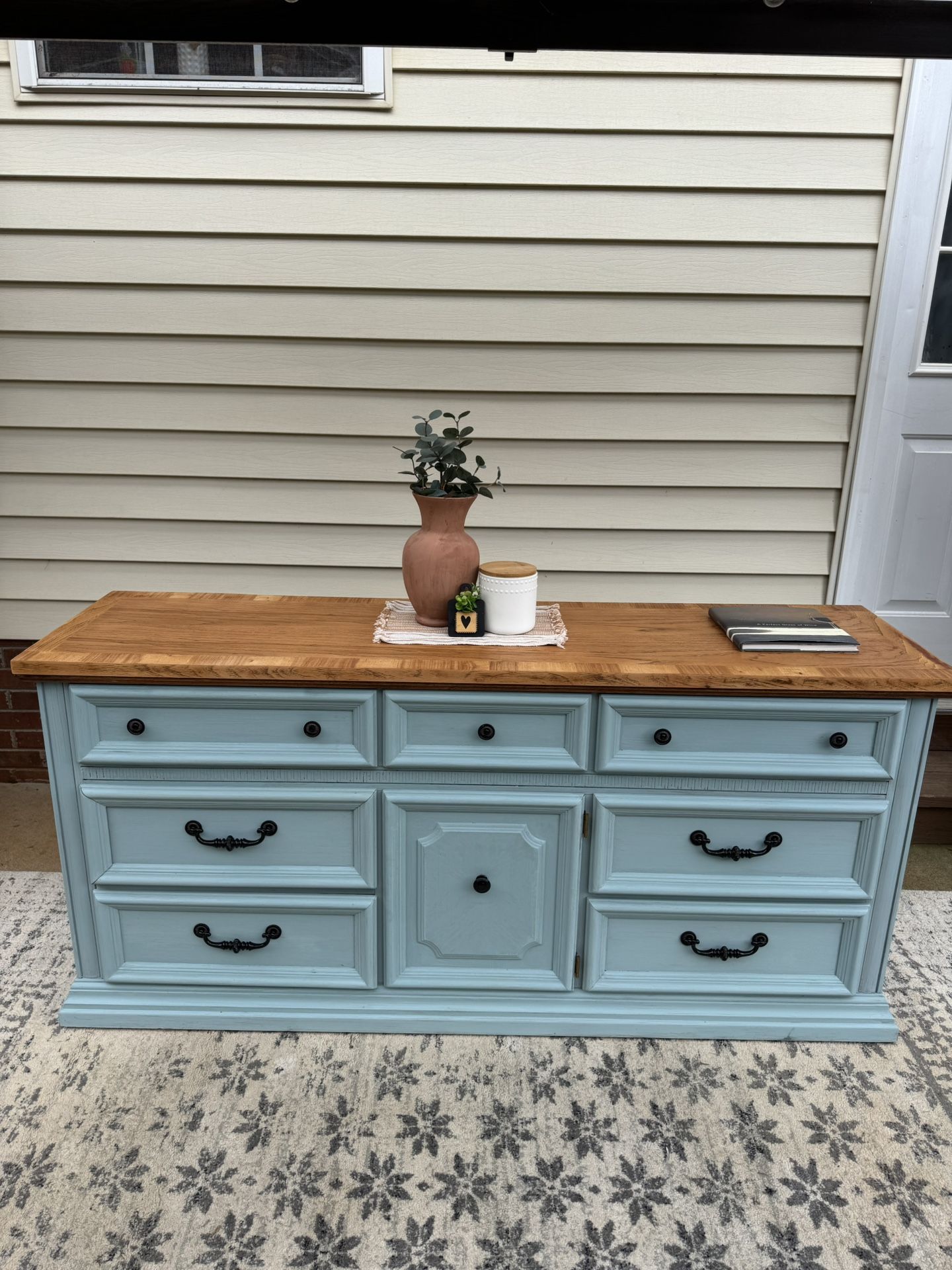 β¨ Beautiful Refinished Solid Wood Dresser β Ready for a New Home! β¨