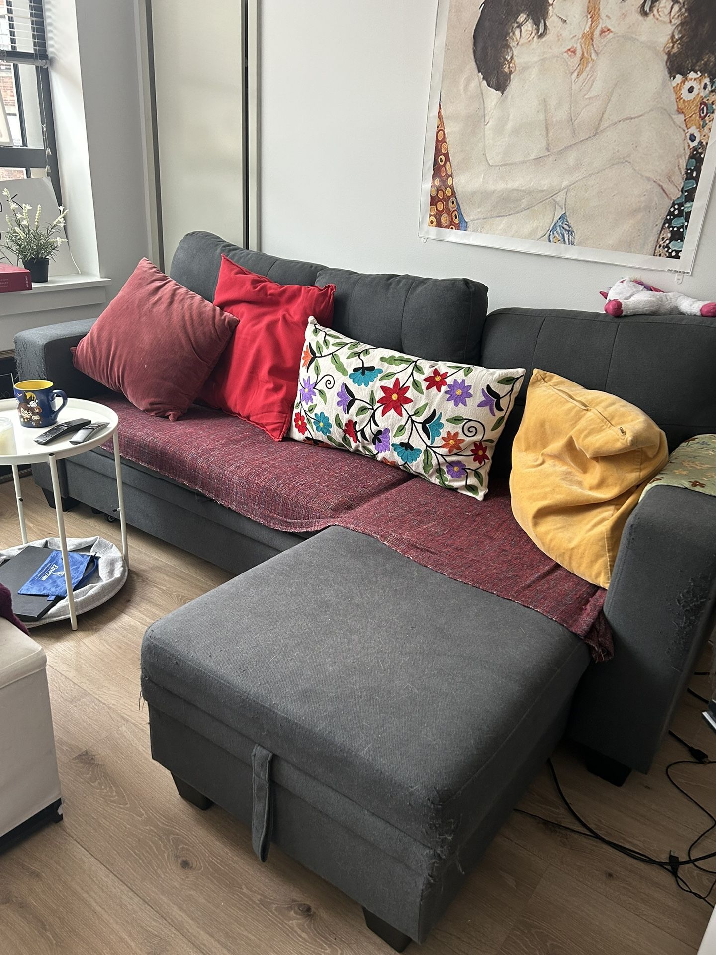 Free Sofa