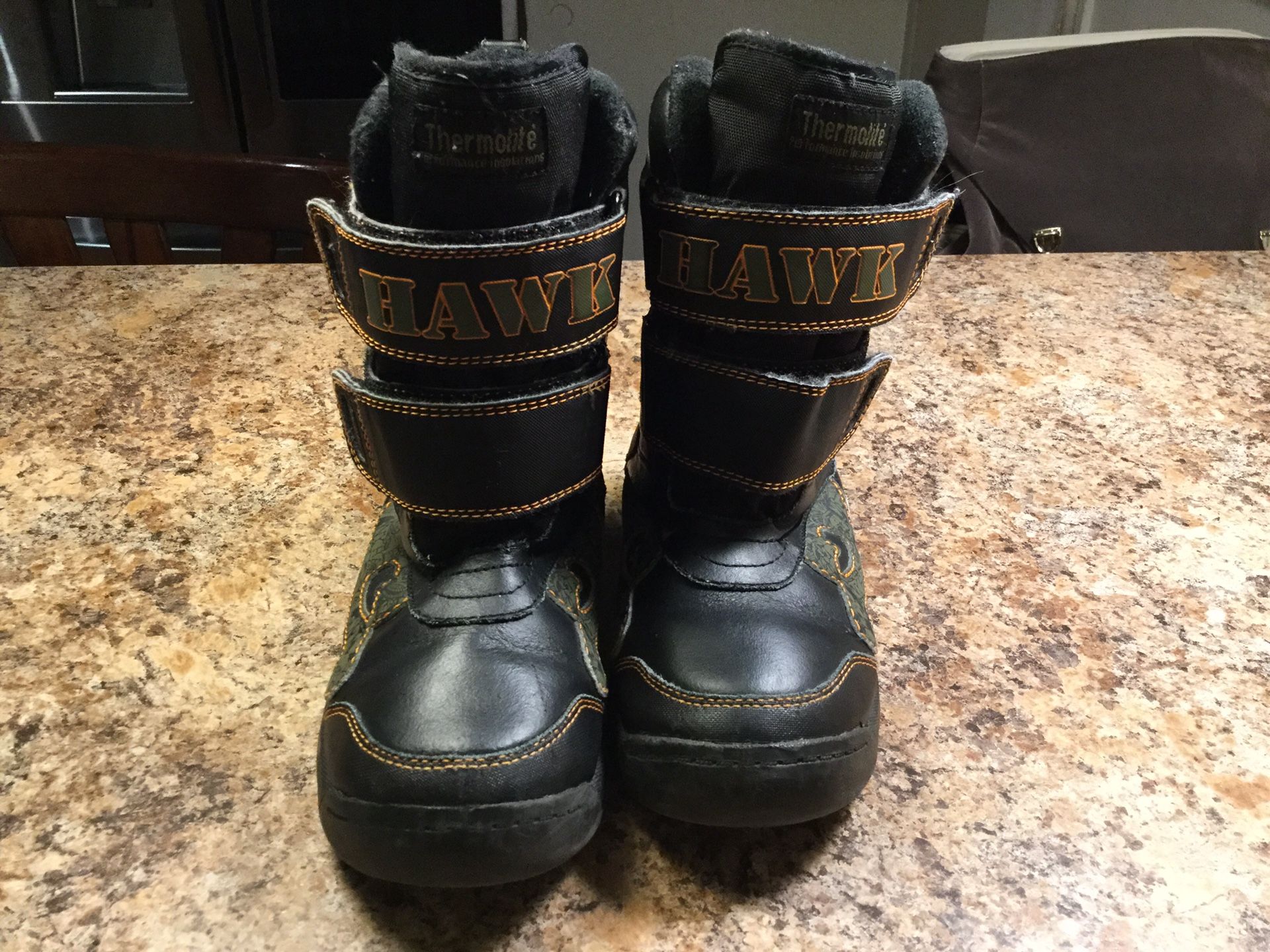 Tony Hawk thermolite kids boys snow boots/ winter boots size 13/1