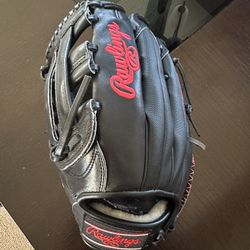 Rawlings Black Lefty Outfield Baseball Glove 12 3/4 Inch