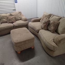 H.M Richards Couch And Loveseat Free Delivery 