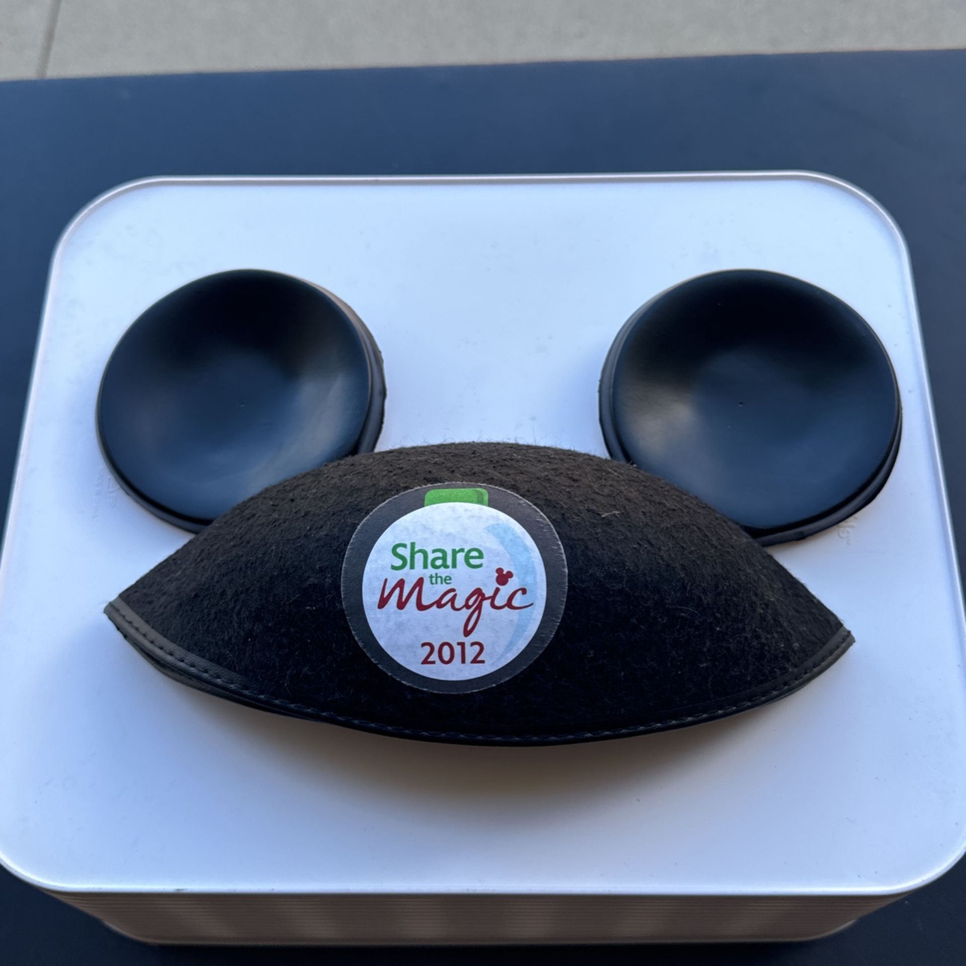 Disney Store Share The Magic Mickey Ears Hat Employee Gift