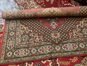 Rug 77”x127” in good condition real wool