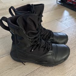 Nike SFB Field GORE TEX Boots  Mens’ Size 11