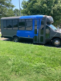 2000 Ford E350