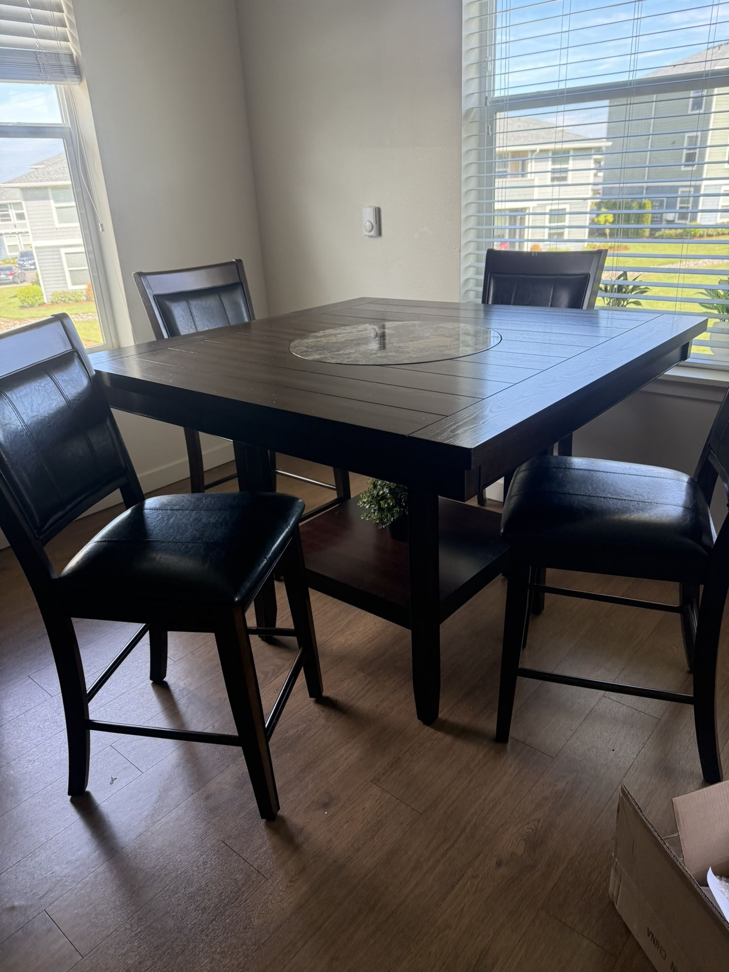 Dining Table Set 