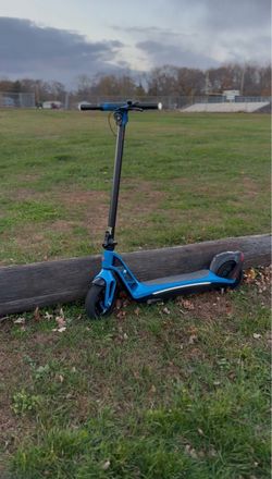 Blue Bugatti Scooter 10.0 Max