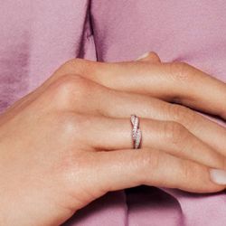 Pandora Sparkling Twisted Lines Ring 14k Gold Plated With CZ Size 4.5