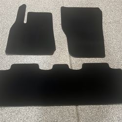 Tesla Model Y Floor Mats