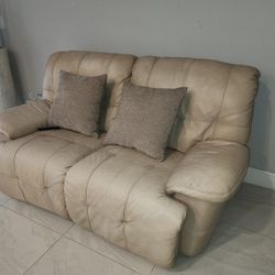 Sofa Pequeno Reclinable