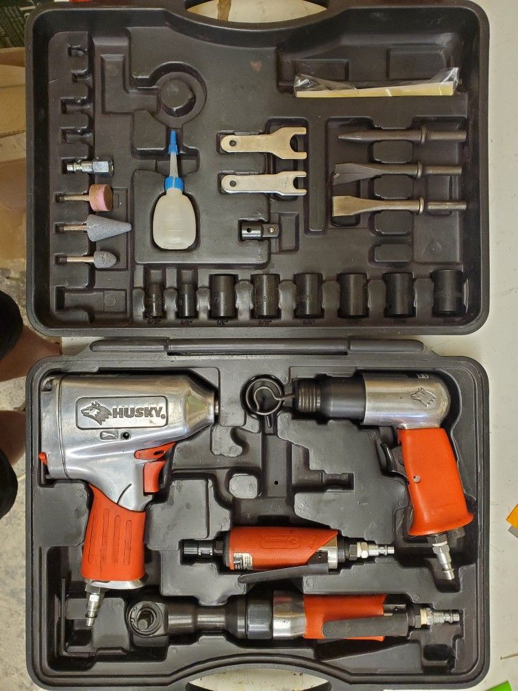 Husky pneumatic tool sale set
