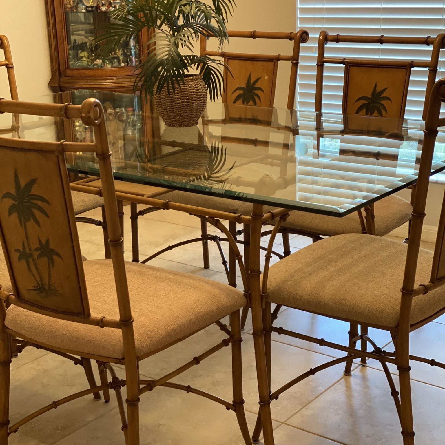 Beautiful Dining Table Set. Modern Glass. Sturdy Metal Chairs With Bamboo Design