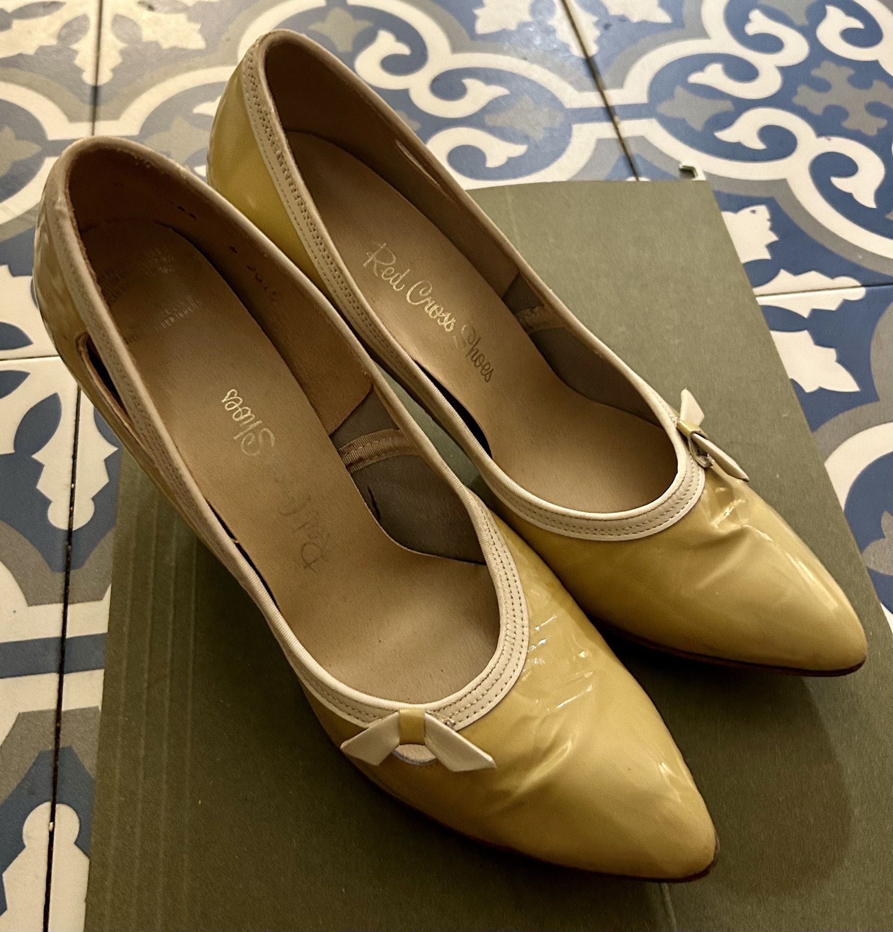 Vintage Red Cross Heels Size 5 1/2