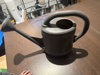 Watering can 