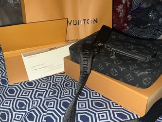 Louis Vuitton Trio Messenger for Sale in Miami, FL - OfferUp