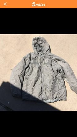 Size L regular CIF marshmallow top.