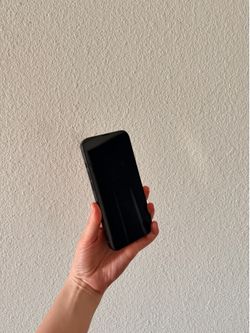 iPhone 13 – Midnight