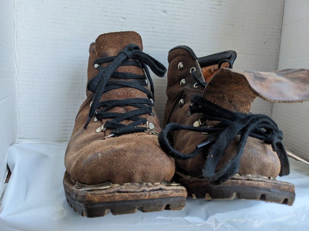 VINTAGE Old Leather Ski Boots
c. 1940's - 50's
