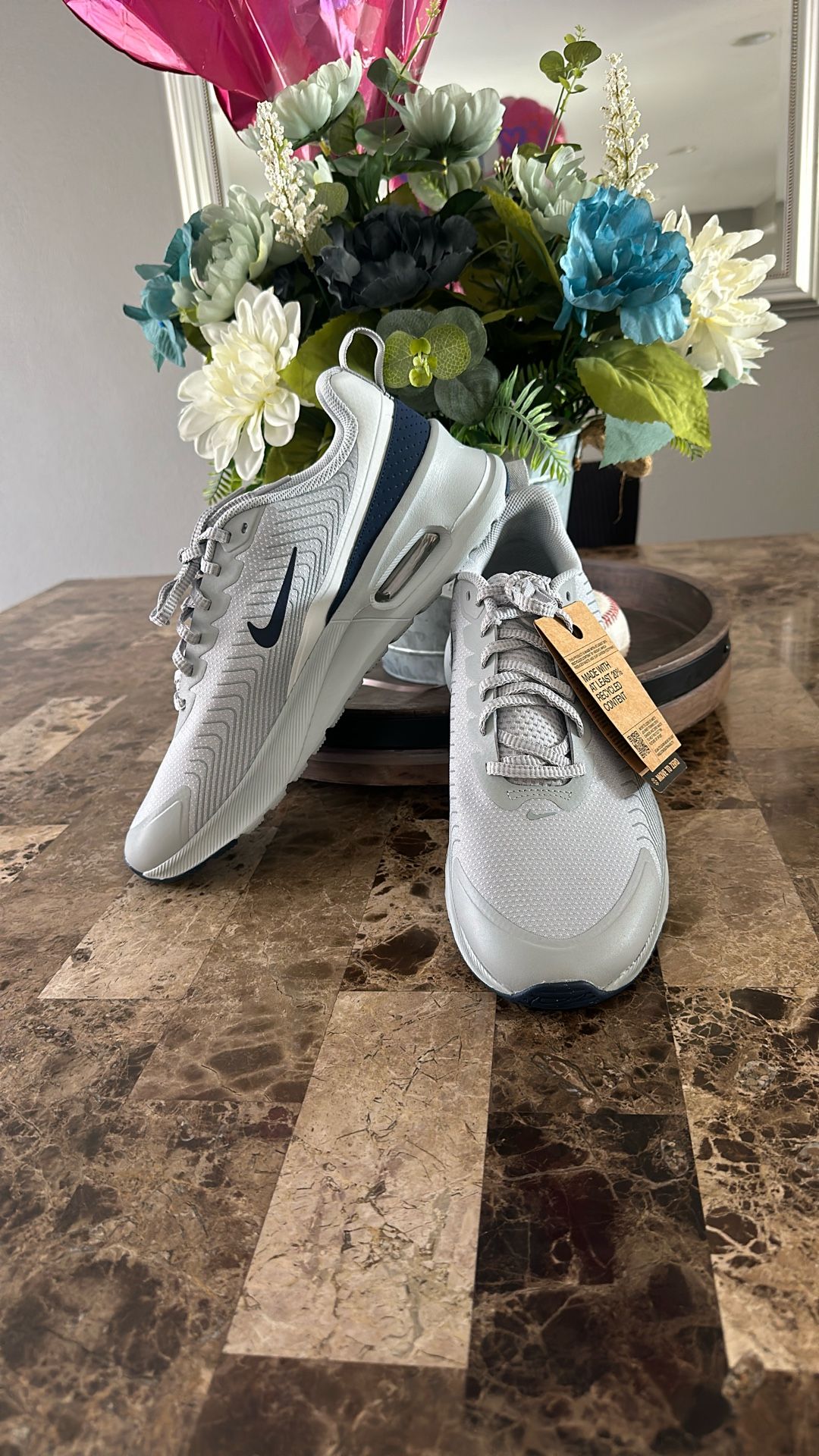 Nike Air Nuaxis Running Shoes Men’s