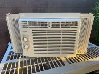 Frigidaire 5,000 BTU Window Air Conditioner