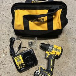 Dewalt Atomic 1/2in Drill Driver Kit 