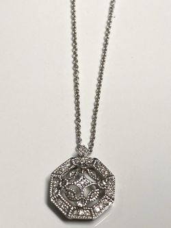 14k withe Solid Gold Beautiful pendants/ chain