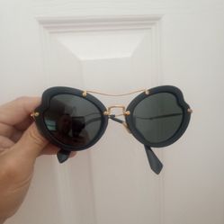 MIU MIU SUNGLASSES LIKE NEW Original $170