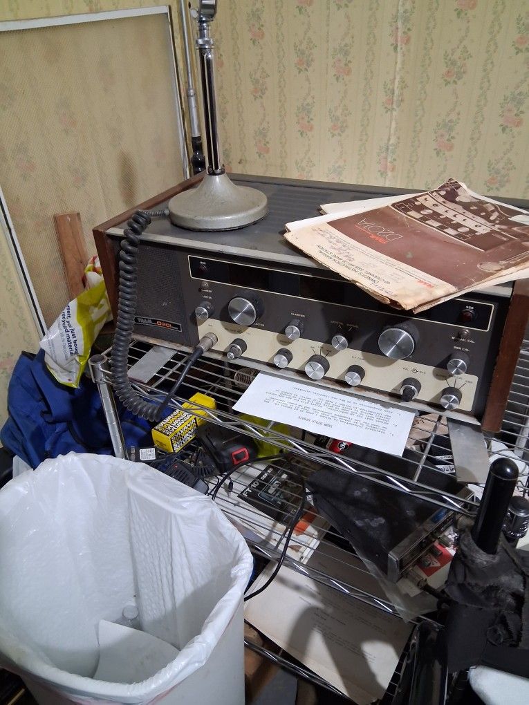 CB Ham Radios And Equipment