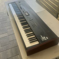 N1 Korg Music Synthesizer
