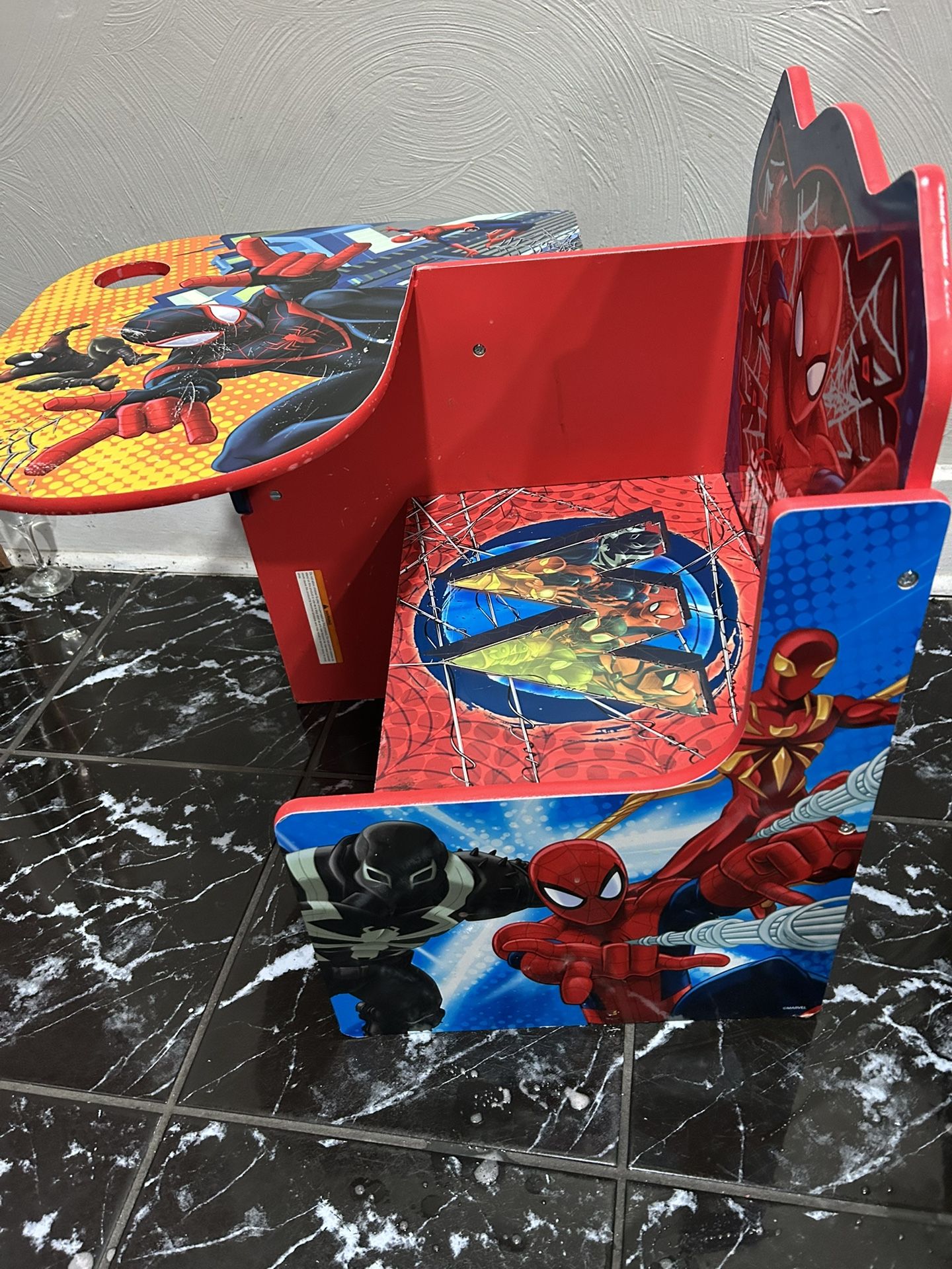 Spider-Man Chair Desk