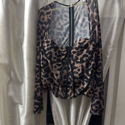 Plus Size Cheetah Long Sleeve Corset 