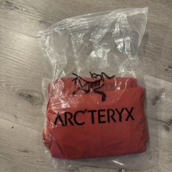 Arcteryx Alpha Men’s Medium Jacket Exploration NEW 