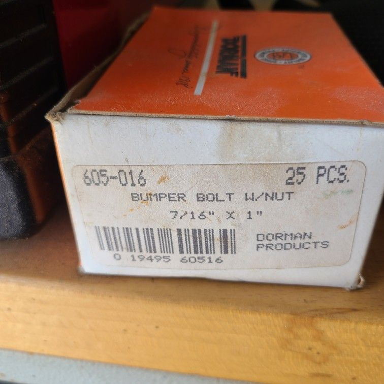 carriage bolt S