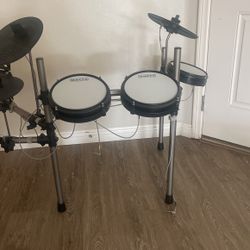Simmons Electronic Drum Set