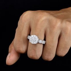 High quality Moisannite diamond ring (PASSES DIAMOND TESTER)