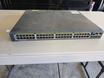 Cisco switch 2960-S-48FPS-L